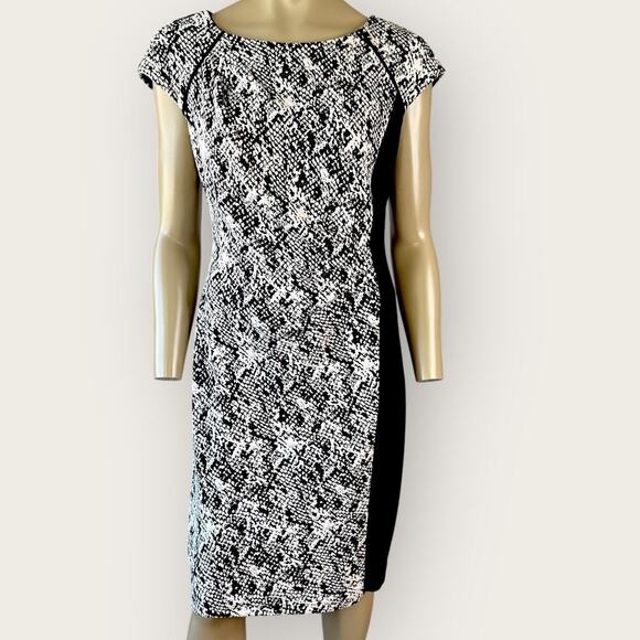 Donna Ricco Cap Sleeve Ruched Waist Sheath Dress Stretch Size 10 Black Abstract - Picture 1 of 16